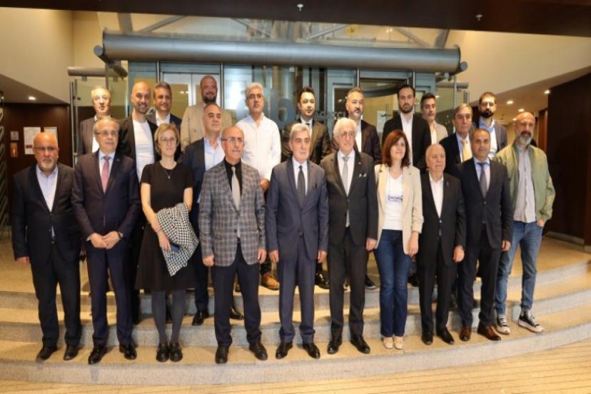 Ege Bölgesi’nin ihracat şampiyonu demir ve demirdışı metaller 