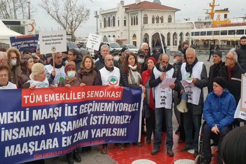 Emekliler sokağa inip eylem yaptı! 4 farklı talepleri var