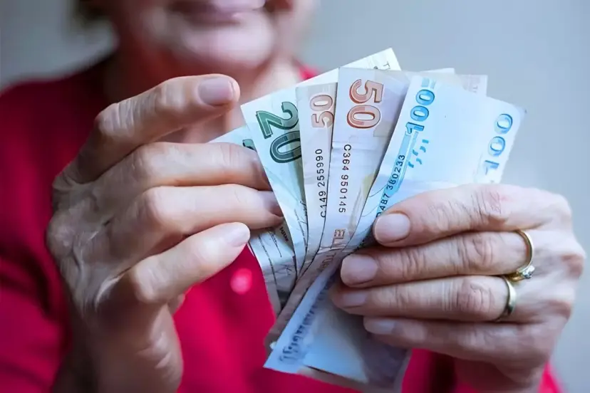 Emeklilerin bayram ikramiyesi için gözler Cumhurbaşkanı Erdoğan'da