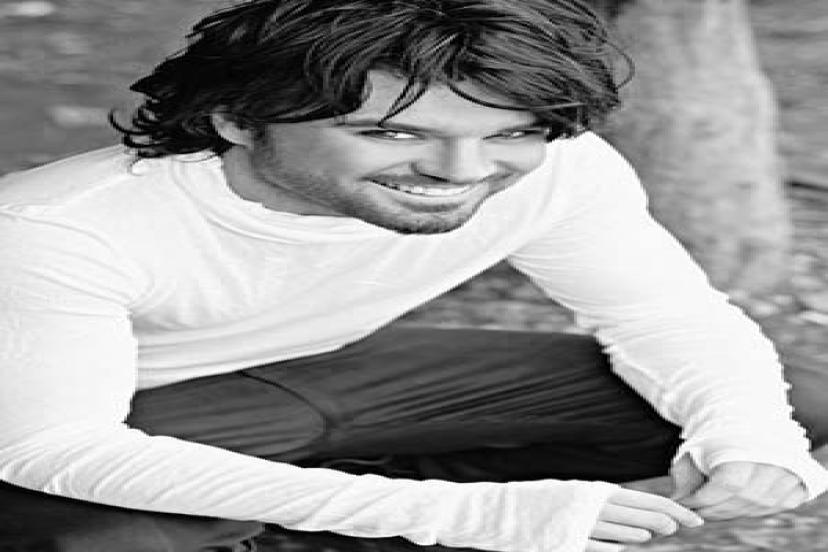 Emir Eğitim İçin Kolları Sıvadı