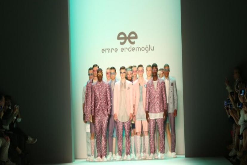 Emre Erdemoglu “PENGUIN” Koleksiyonunu Görkemli Bir defile İle Tanıttı