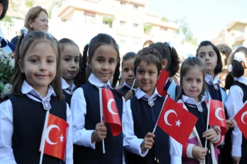 Erdoğan'dan açıkladı! Eğitimde saatler değişiyor