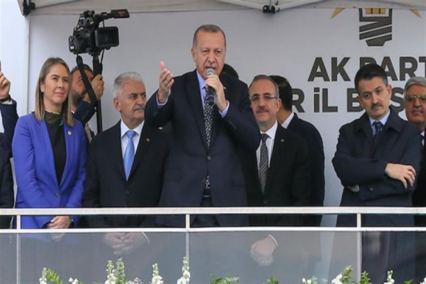 Erdoğan: Eğer yiğitsen ben cumhurbaşkanlığımı ortaya koyuyorum, sen genel başkanlığını ortaya koyabiliyor musun