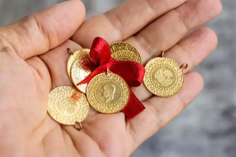 Euro dünkü rekor seviyesine çok yakın seyrediyor