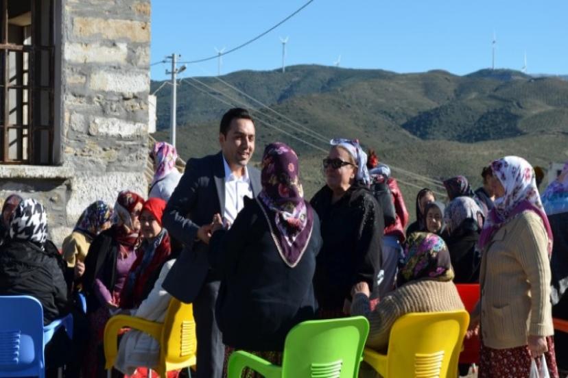 Eyüp Kaykaç'tan İlkay Girgin Erdoğan’a; 'Bugüne Kadar Karaburun Halkının Hangi Sorununu Çözdün?'