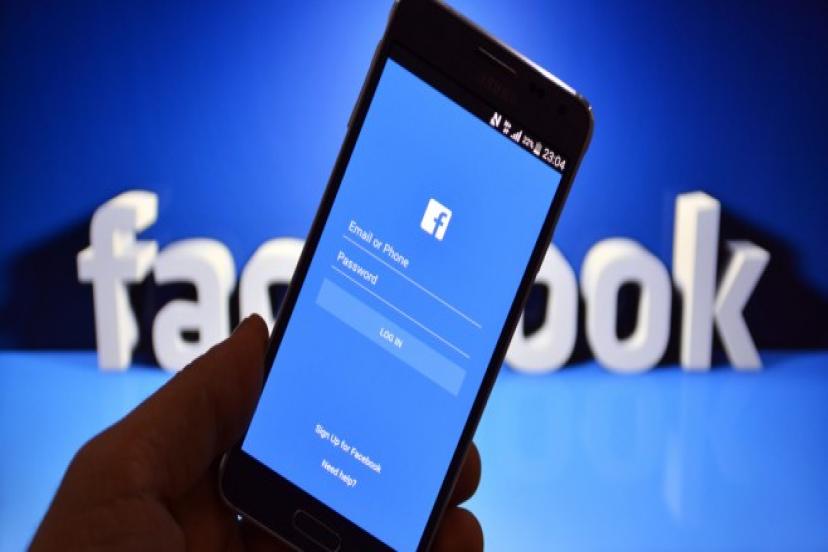 Facebook için bomba iddia: Kullanıcıların telefonları mı dinleniyor?