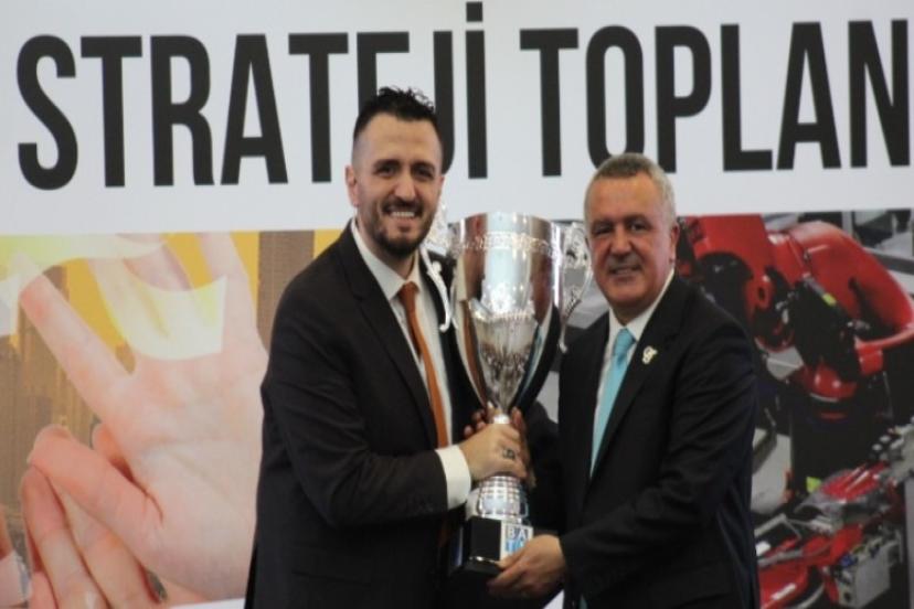 Gayrimenkul Çıktığı Yerden İnmiyor