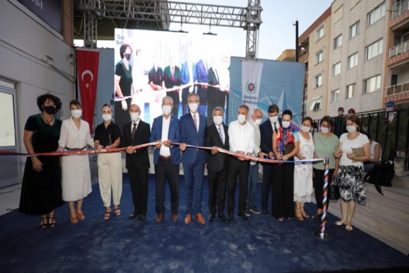 Gaziemir Belediyesi’nin sosyal projeleri vitrinde