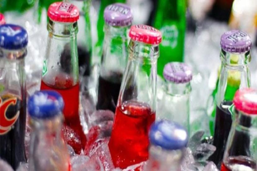  Gazlı İçecekler Büyük Tehdit: Bir Kutu Gazlı İçecekte 10 Küp Şeker