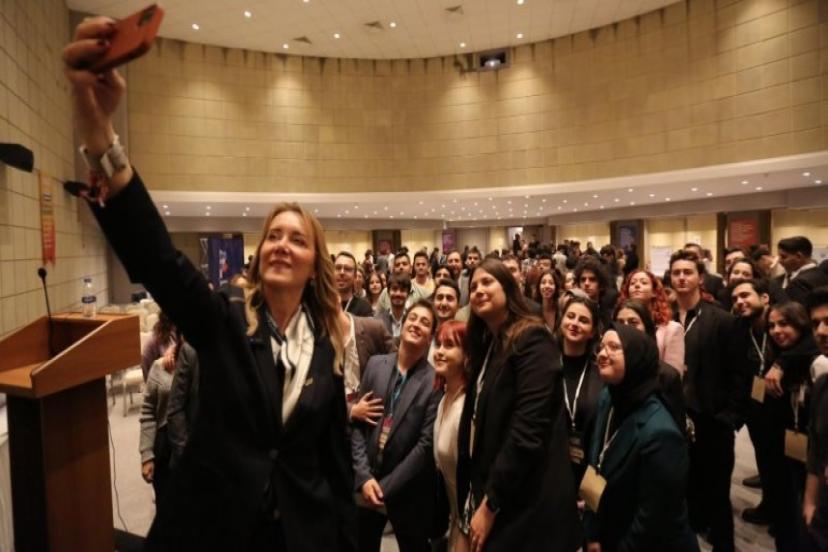 Gençler iklim krizine karşı seslerini Konak’tan yükseltecek