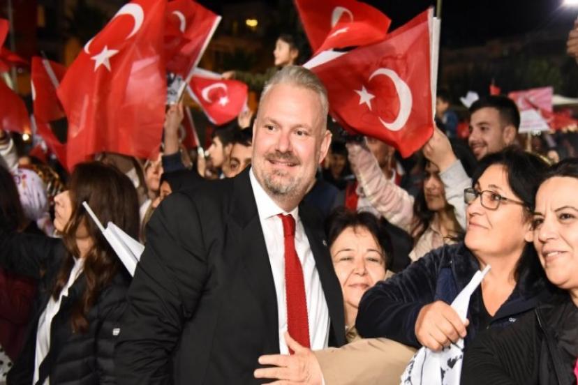 'Gençlerimiz Cumhuriyetimizin yılmaz bekçileridir'