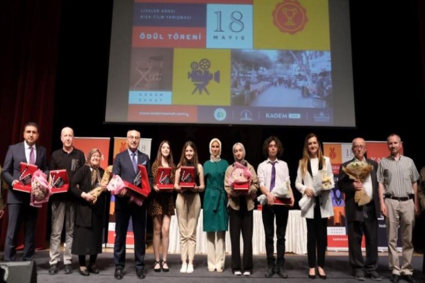 Gençlerin Gözünden 'Şehir ve Kadın'