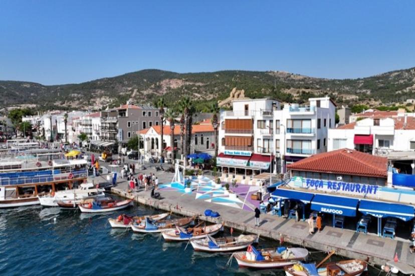 Güzel İzmir Hareketi sürüyor: Büyükşehir’den Foça’ya kamusal dokunuş