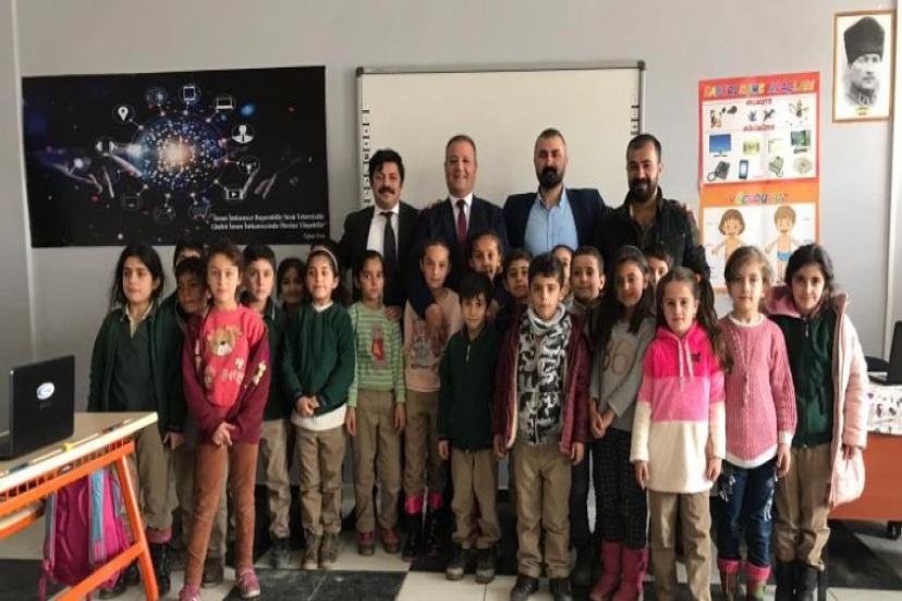 Hakkari'den İzmir'e Duygulandıran Mektup