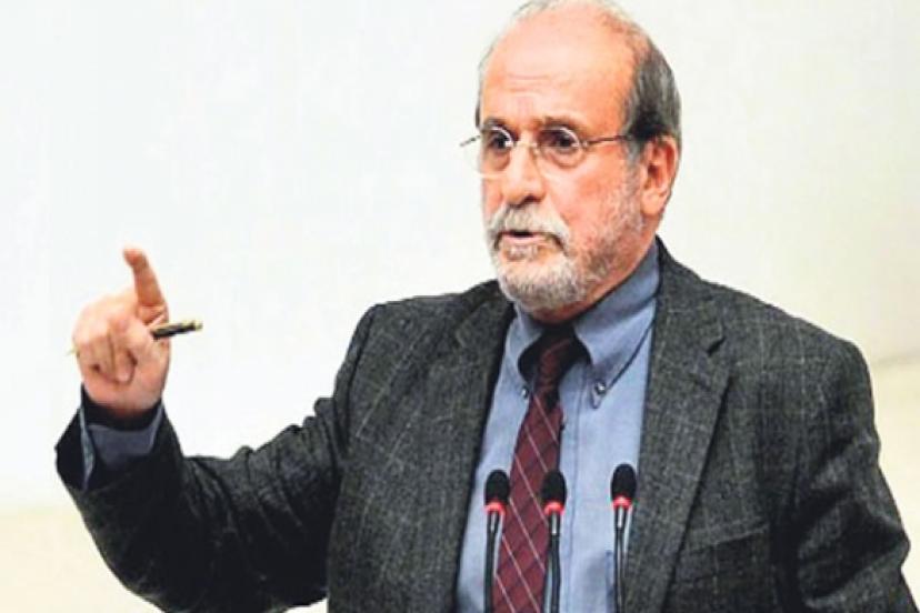 Halkımız Tankların Önüne yatarken, O Üstüne Çıkacak Tank Bulamamış