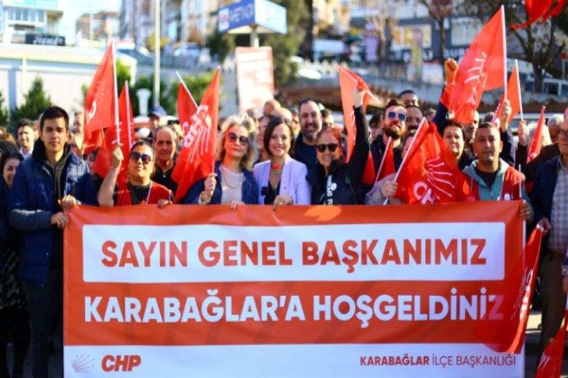 Helil Kınay Özgür Özel’i Karabağlar’da karşıladı