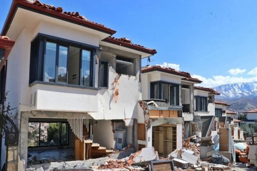 Her Biri 7-10 Milyon TL'ye Satılıyordu, Milyonluk Villalar Kullanılamaz Hale Geldi