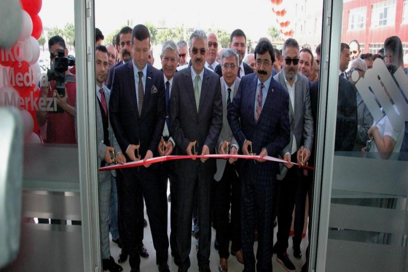 İKÇÜ Medya Merkezi  “Merhaba” Dedi