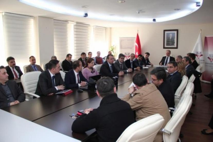 İKÇÜ Yeni Stratejisini Belirliyor