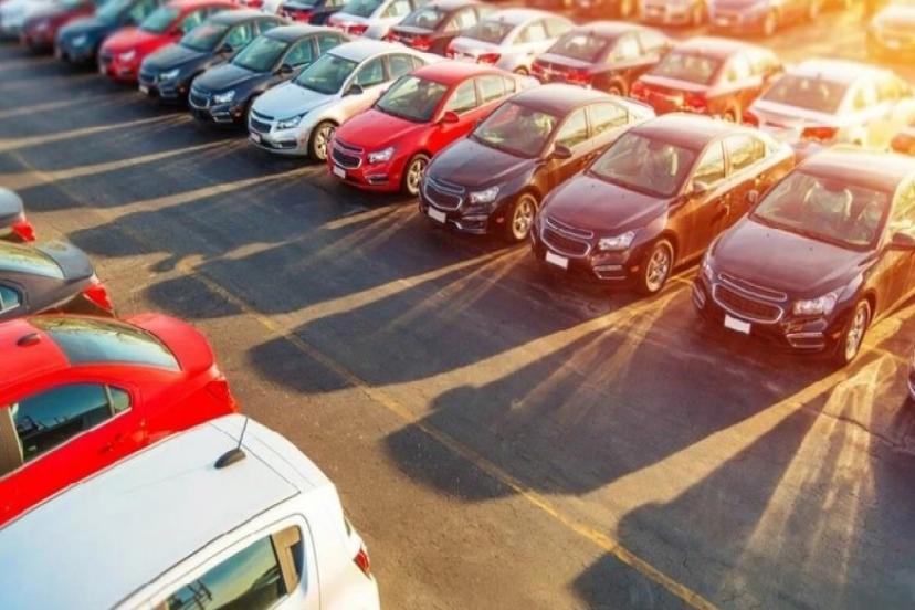 Piyasa İkinci El Araç Doldu Fiyatlar da Düşüş Sürüyor