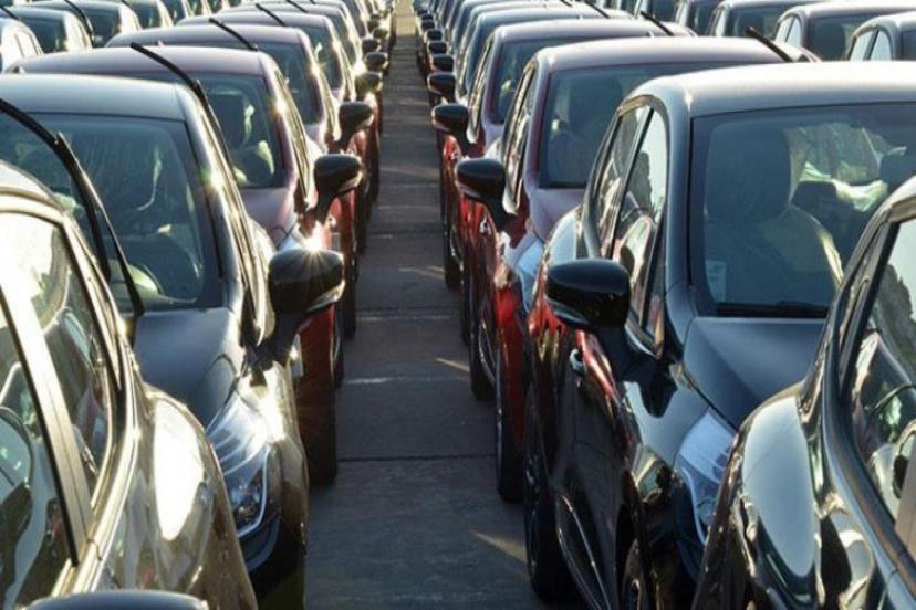 İkinci el otomobil fiyatları sert düşüyor!