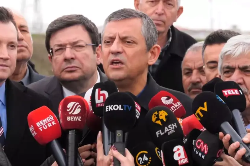 İmamoğlu'nu Silivri'de ziyaret eden CHP lideri Özel'den sürpriz bayram kararı