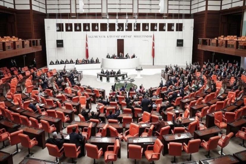 İnternet medyası düzenlemesi komisyonda kabul edildi