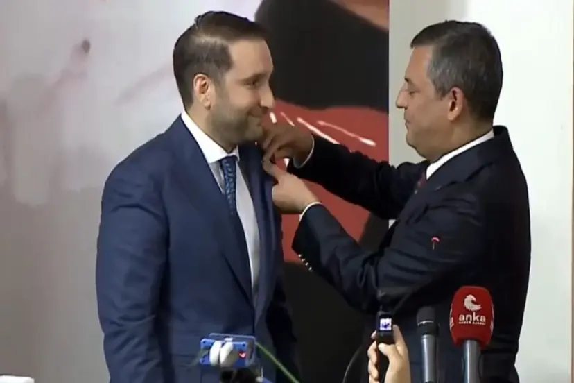 İYİ Parti'den istifa eden Adana Milletvekili Bilal Bilici CHP'ye katıldı