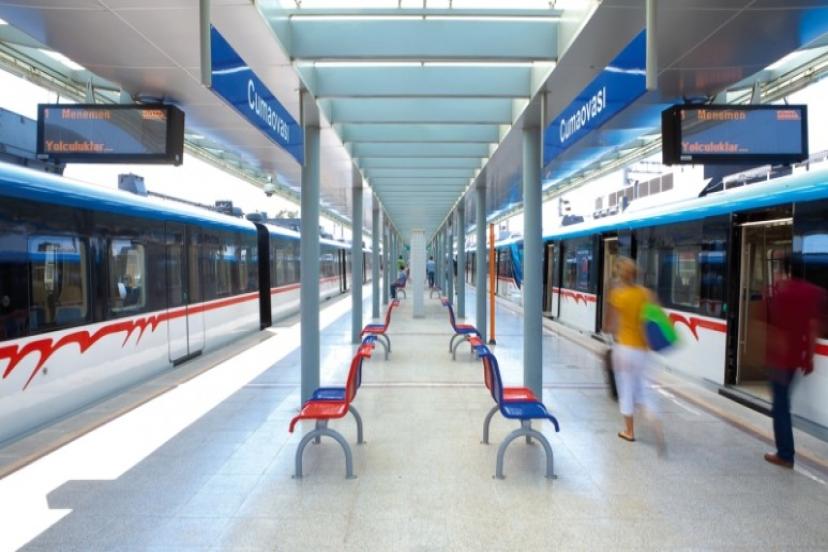 İZBAN,1 Milyar Yolcuya Ulaştı