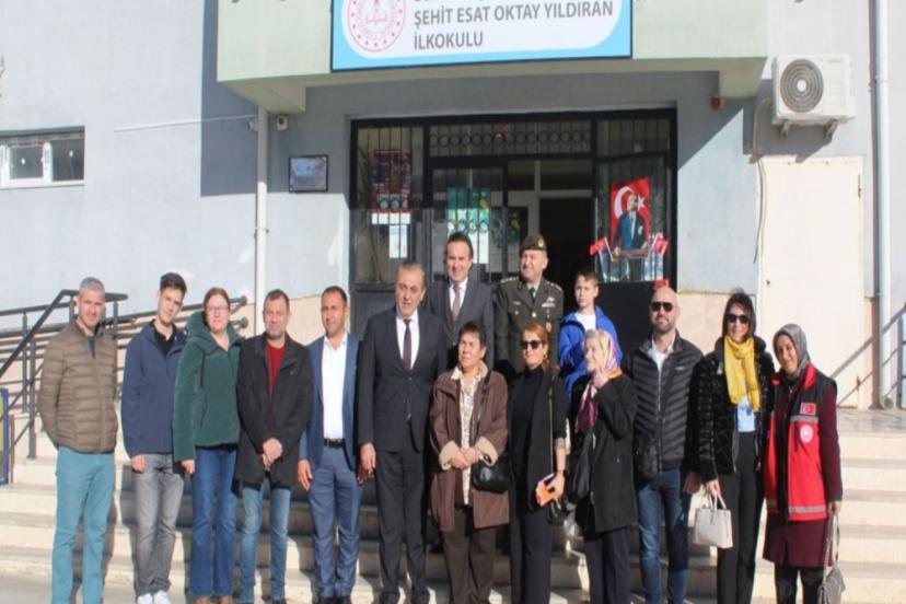 İzmir Buca'da O Okul'da İsim Tartışması Yaşanmıştı: MEB'den 'Esat Oktay Yıldıran' Açıklaması!