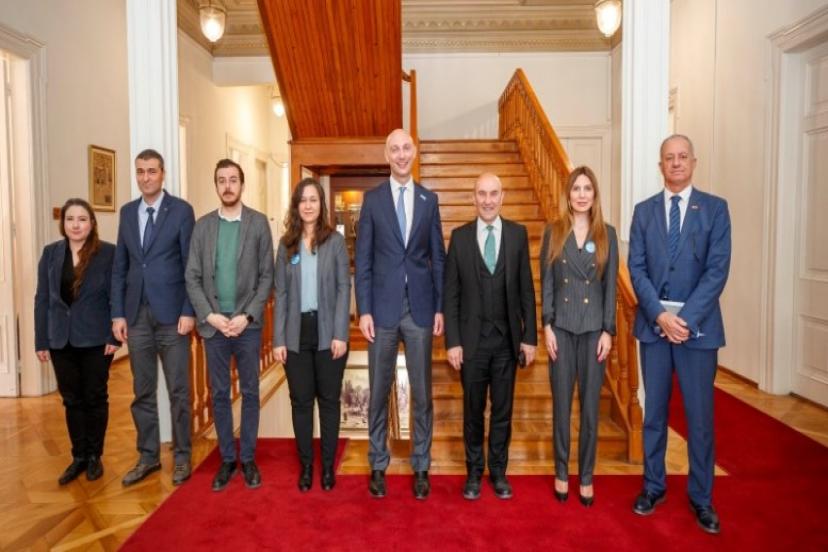 İzmir Büyükşehir Belediyesi çocuk dostu kent için UNICEF ile protokol imzaladı