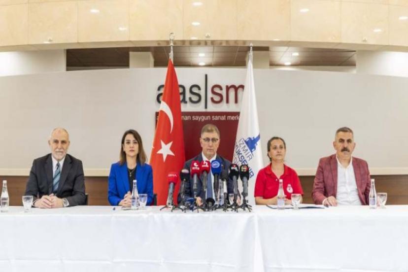 İzmir Büyükşehir Belediyesi ile İZELMAN arasında süren TİS'te imzalar atıldı