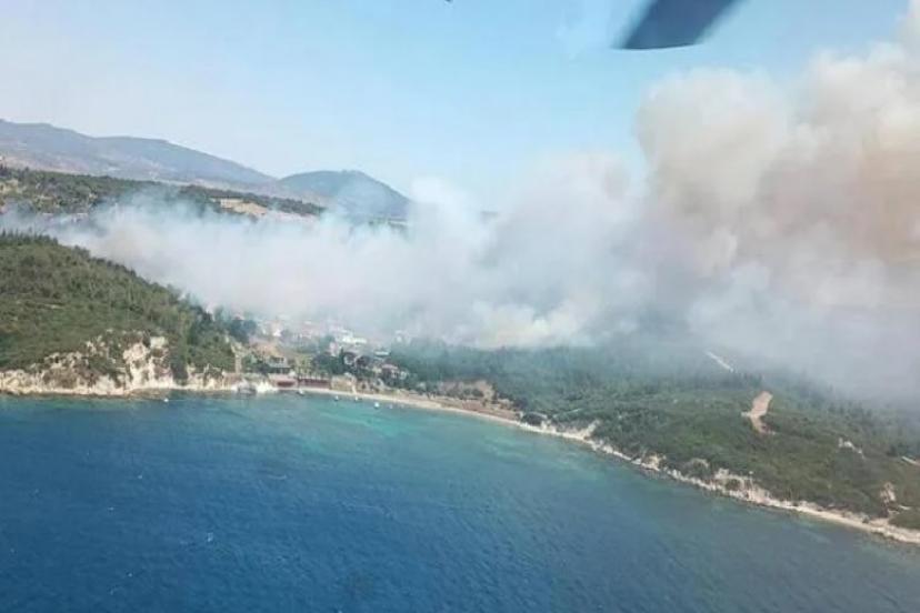 İzmir'de Aliağa ve Menderes'te orman yangını: Vatandaşlar tahliye ediliyor!