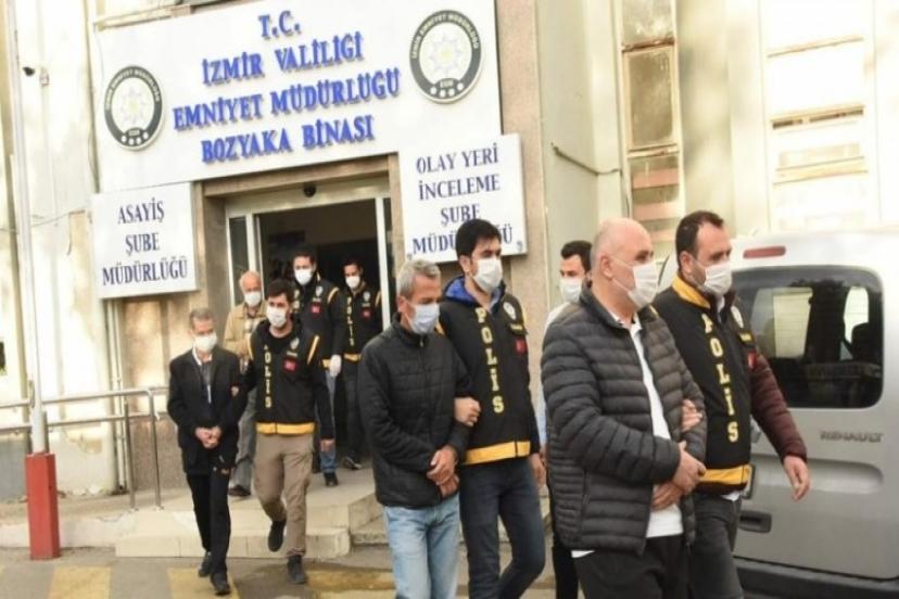 İzmir'de müteahhitlerin de aralarında olduğu 7 kişi tutuklandı