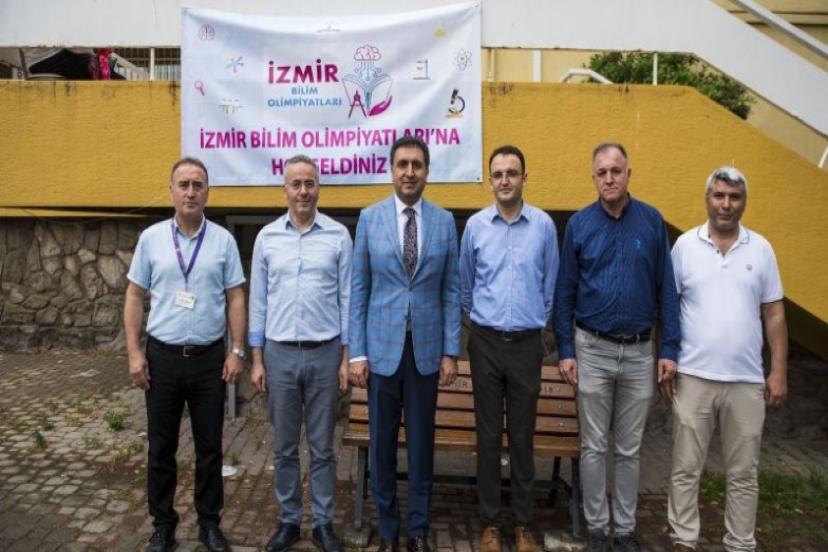 İzmir İl Milli Eğitim Müdürlüğünün 'İzmir Bilim Olimpiyatları ve Olimpiyat Eğitimleri' Büyük İlgi Görüyor