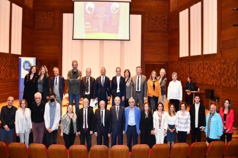 İzmir Kent Konseyi Kent-Çevre-Adalet Temalı Kentsel Dönüşüm Toplantısı Yapıldı