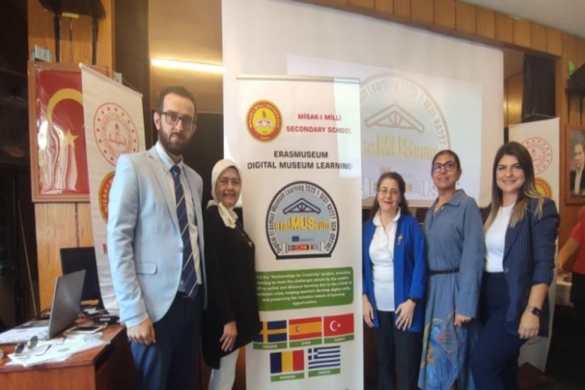 İzmir Konak Misak-ı Milli Ortaokulu Erasmus projelerini tanıttı