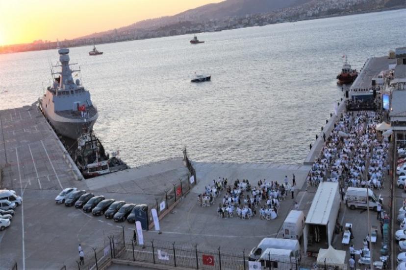 İzmir Limanı'nda 1 Temmuz Coşkusu