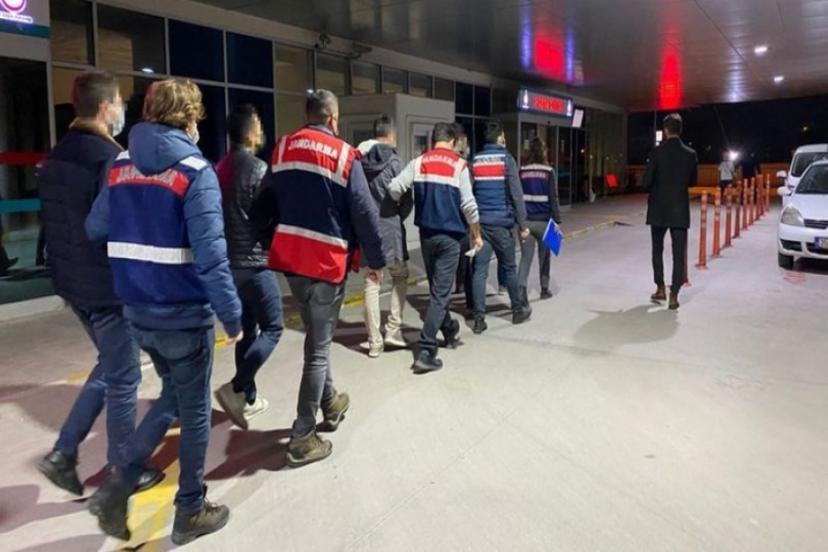 İzmir Merkezli 40 ilde FETÖ operasyonu: 185 gözaltı kararı