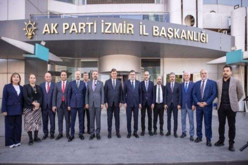 İzmir Siyasetinde Normalleşme Adımları: Tugay'dan AK Partiye Ziyaret 