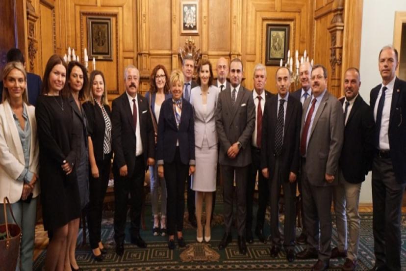 İzmir Ticaret Borsası’ndan Saint Petersburg Çıkarması