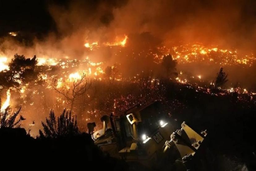 İzmirde Yangın Kabusu Durdurulamıyor