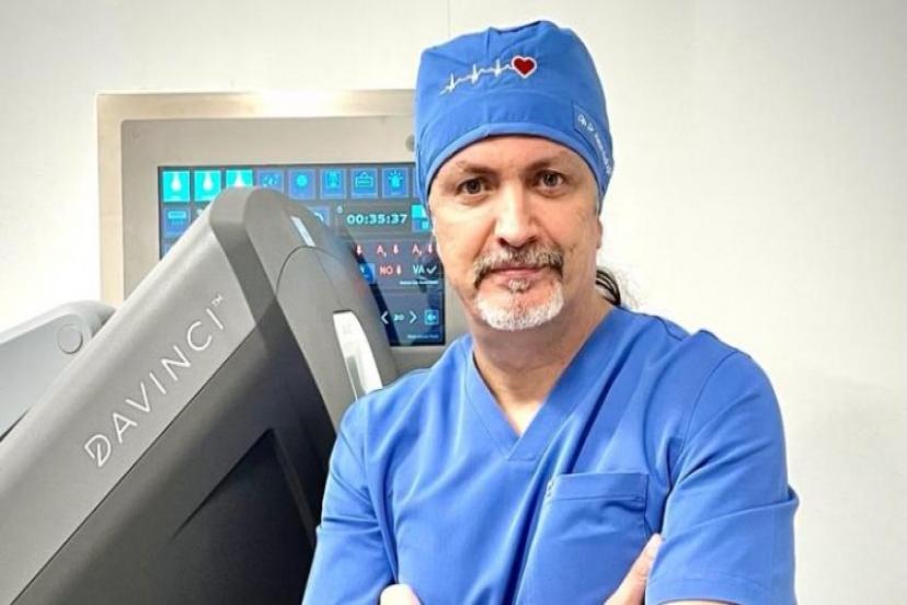 Kadın Hastalıklarında Robotik Cerrahi Teknolojisi...