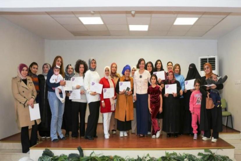 Karabağlar’da annelere farkındalık eğitimi