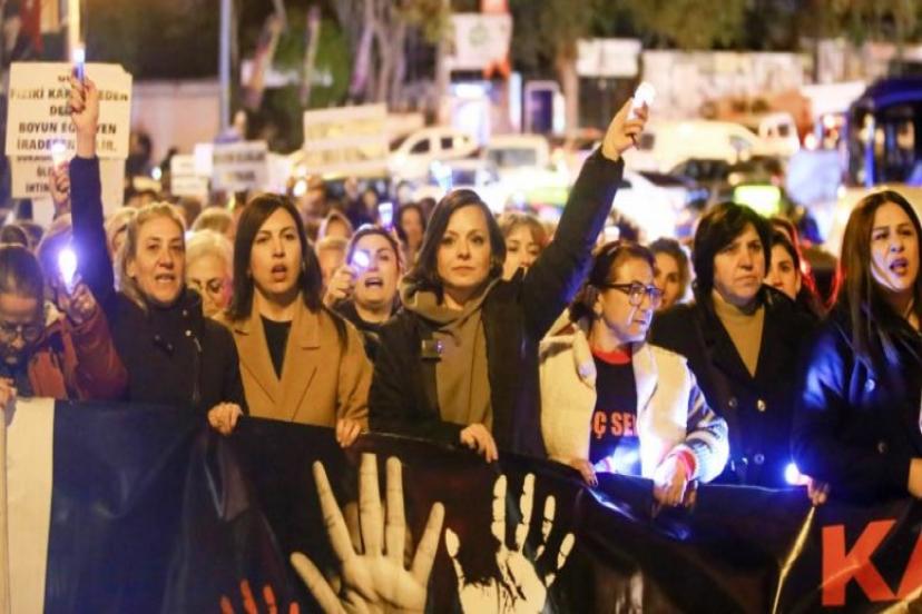 Karabağlar’da Kadınlar Şiddete Karşı Tek Yürek