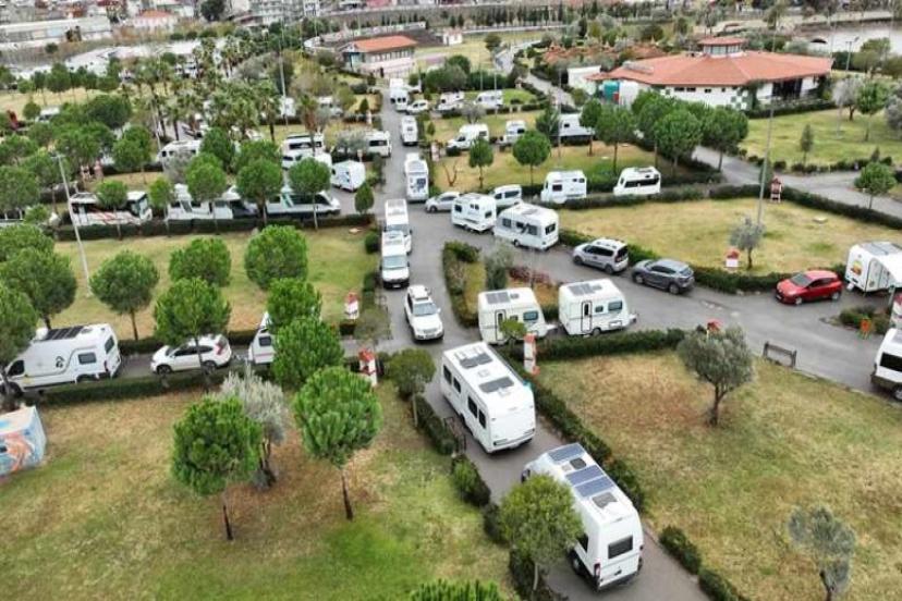 Karavancılar Menemen’de Buluştu Pehlivan: Menemen Buluşma Noktası Oldu