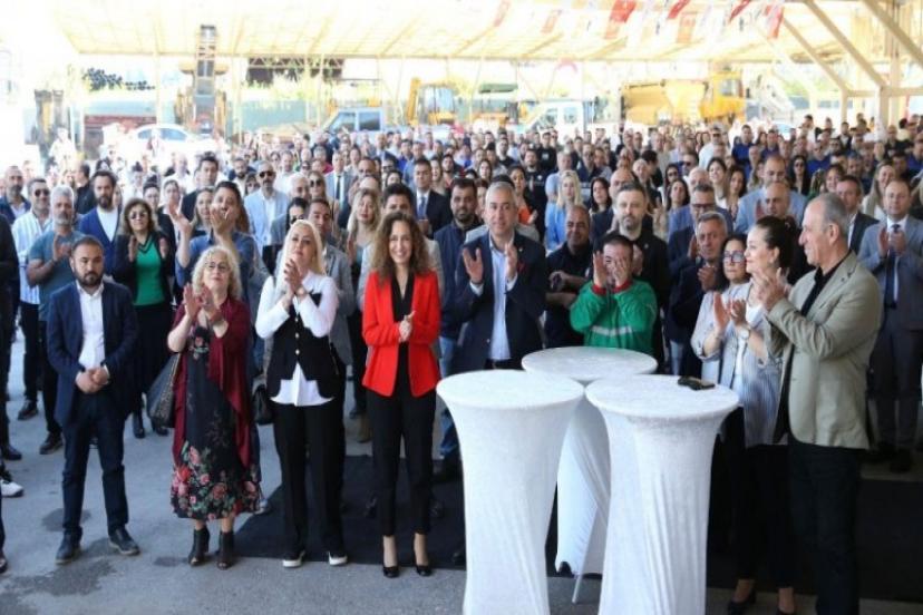 Karşıyaka’da coşkulu bayramlaşma