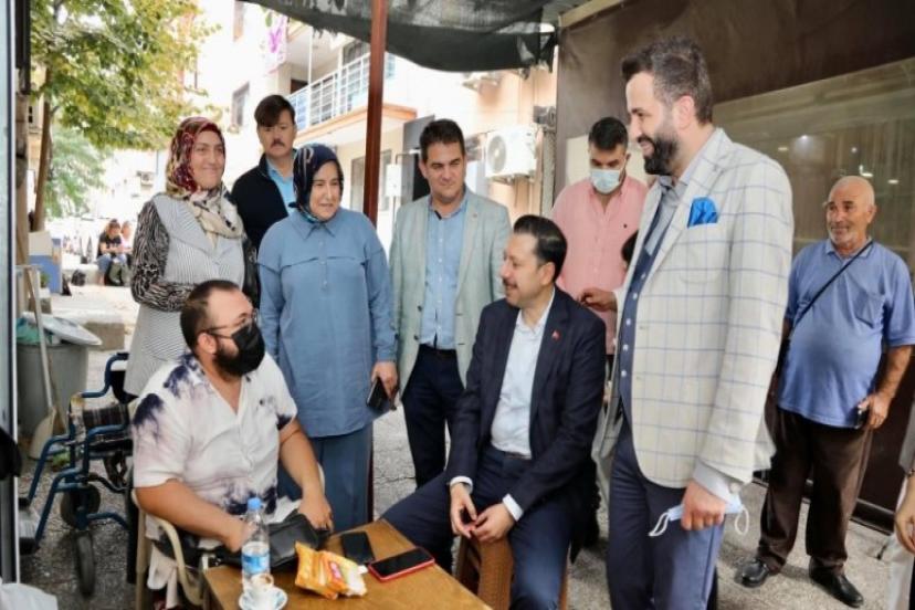 Kaya: İzmirli hemşehrilerimizden köşe bucak kaçıyorsunuz