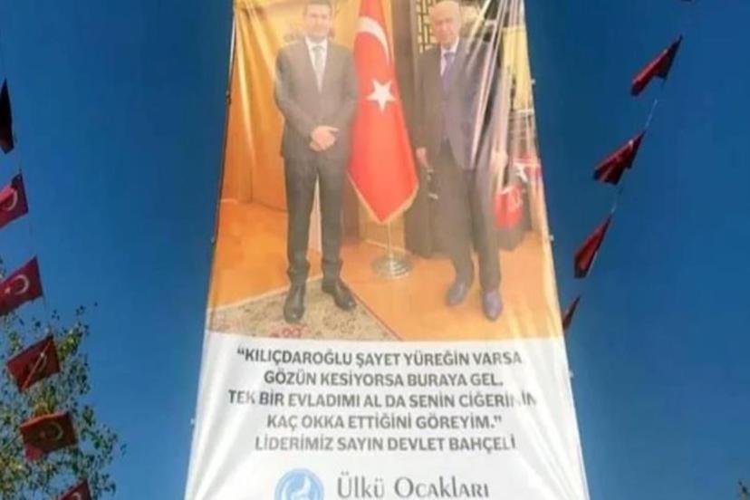 Kılıçdaroğlu'nun ziyareti öncesi kent merkezine asılan "Yüreğin yetiyorsa" afişi kaldırıldı