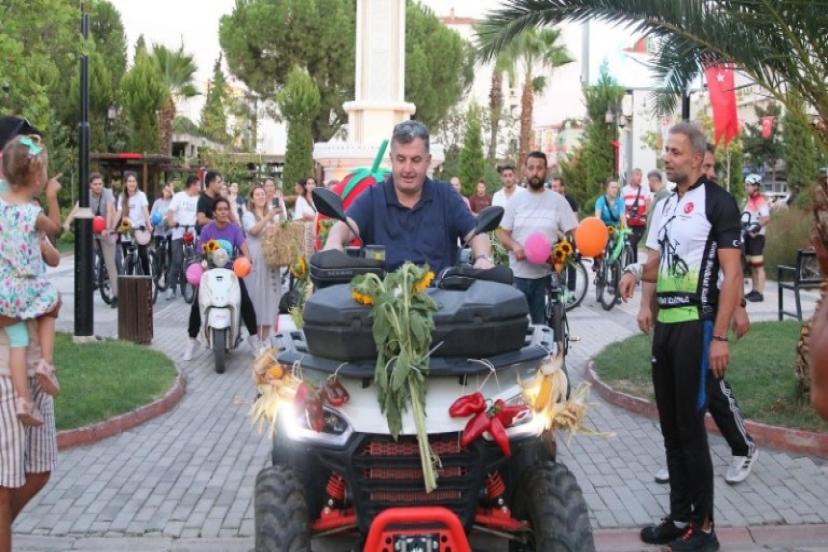 Kınık'ta Tarım Farkındalığı İçin Pedal Çevirdiler